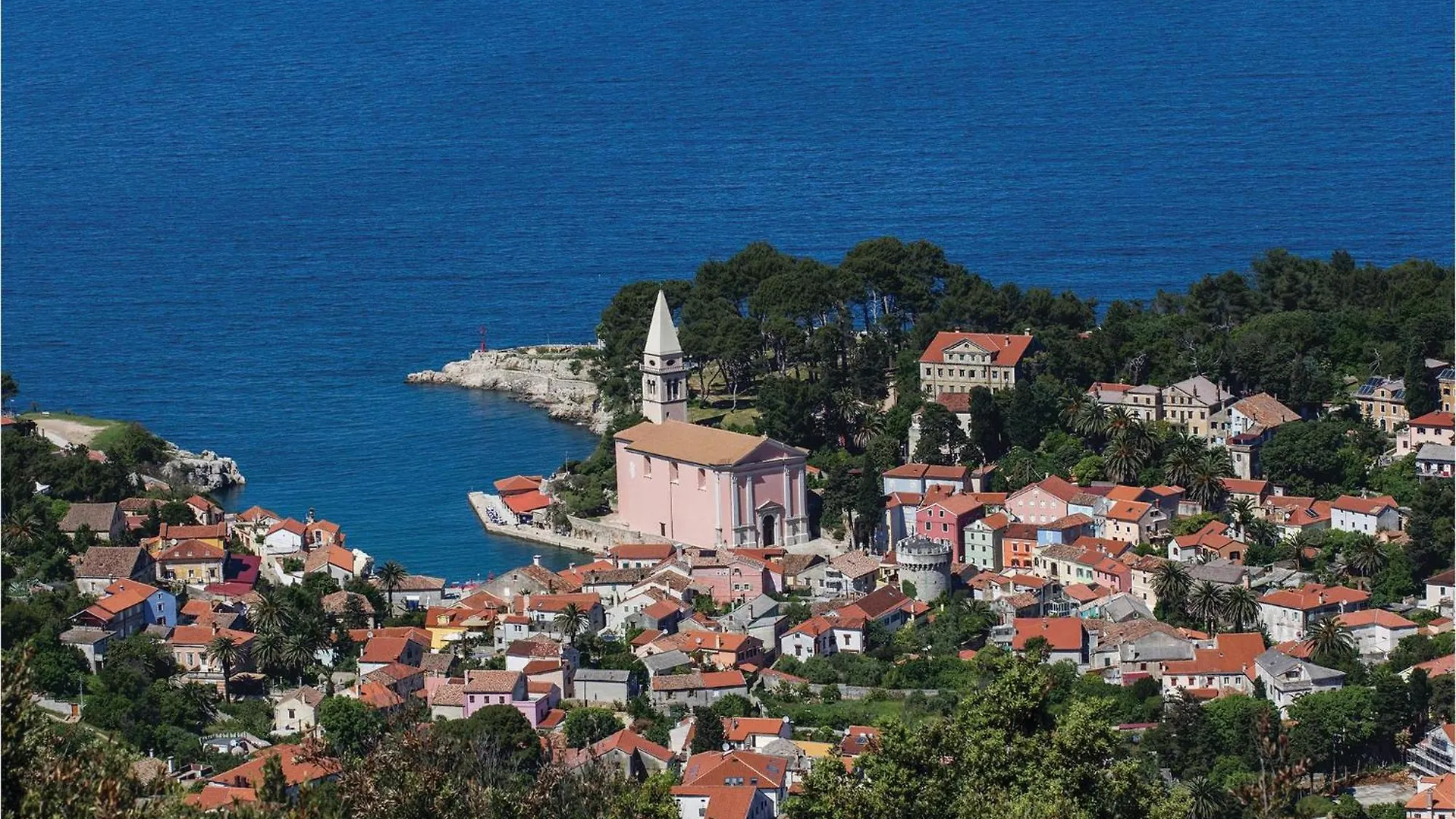 Awesome Home In Veli Lošinj Case de vacanță